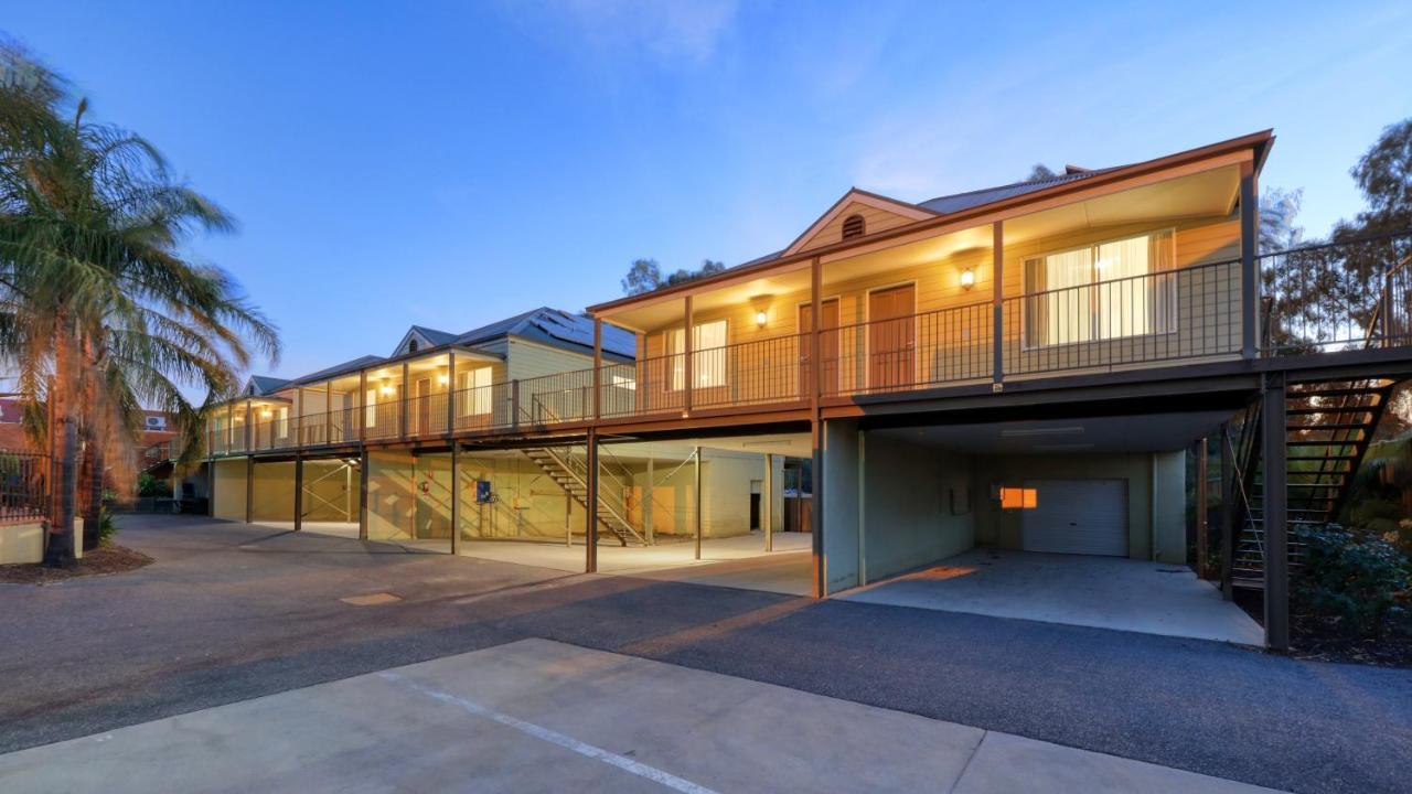 Bridges On Meninya Motel & Apartments Moama Dış mekan fotoğraf