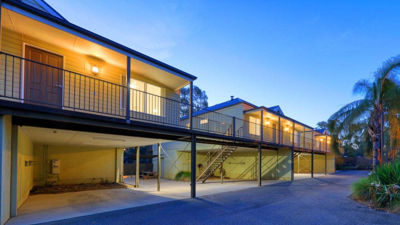 Bridges On Meninya Motel & Apartments Moama Dış mekan fotoğraf