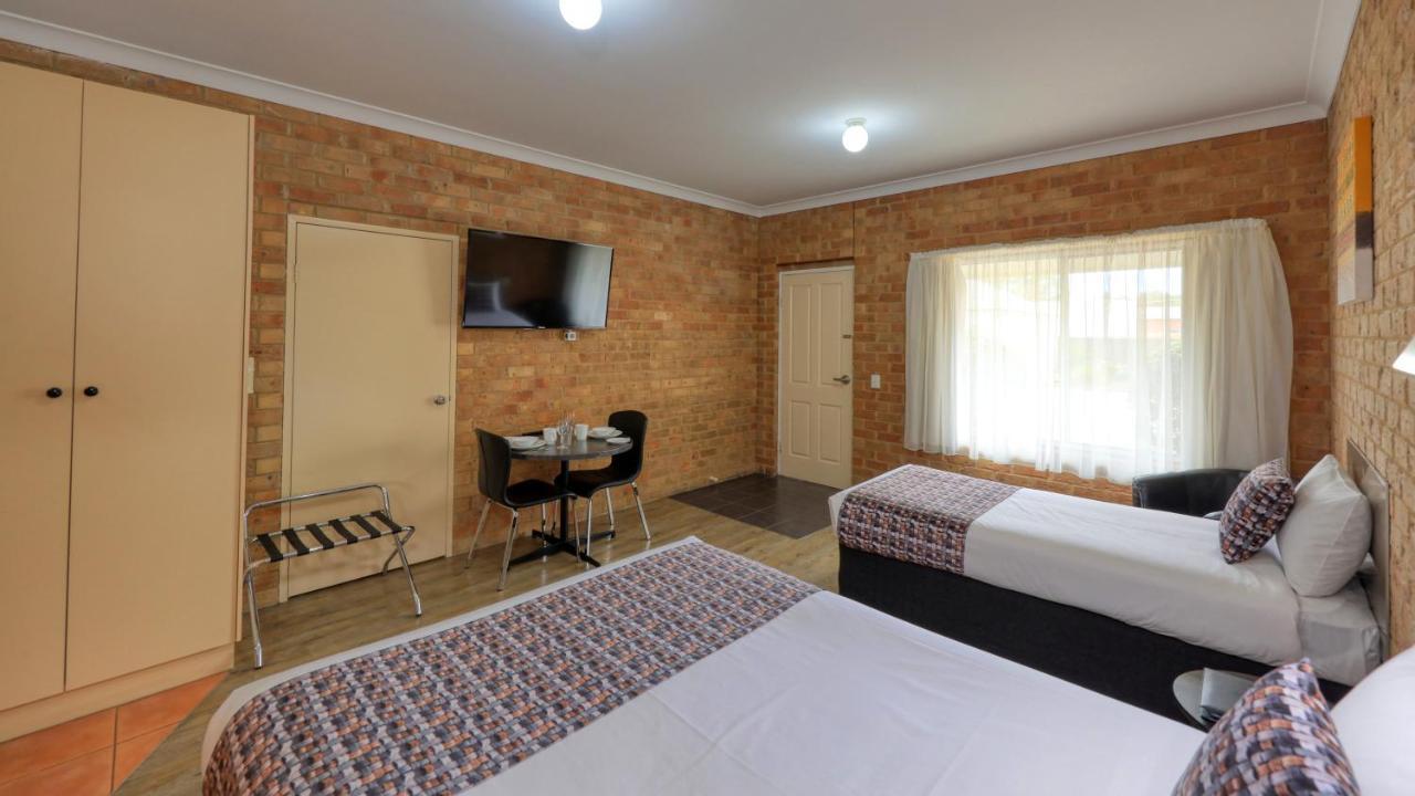 Bridges On Meninya Motel & Apartments Moama Dış mekan fotoğraf